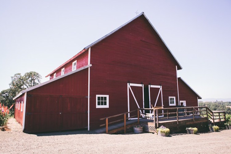 or-barn-wedding-venue_perry-hill-farm1