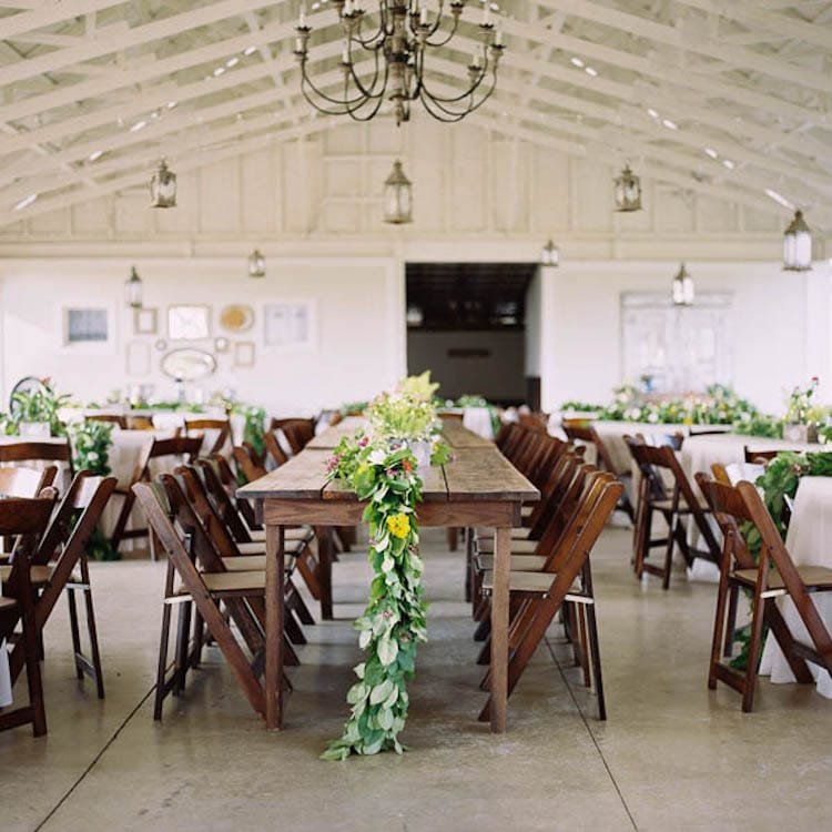 barn-wedding-venue-tennessee-front-porch-farms