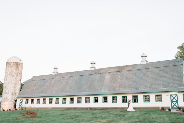 nj-barn-wedding-venue-perona-farms