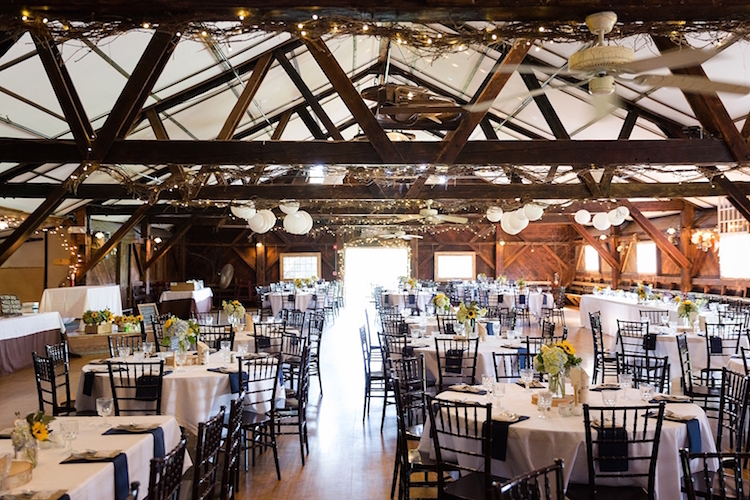 vermont-barn-wedding-venue-old-lantern